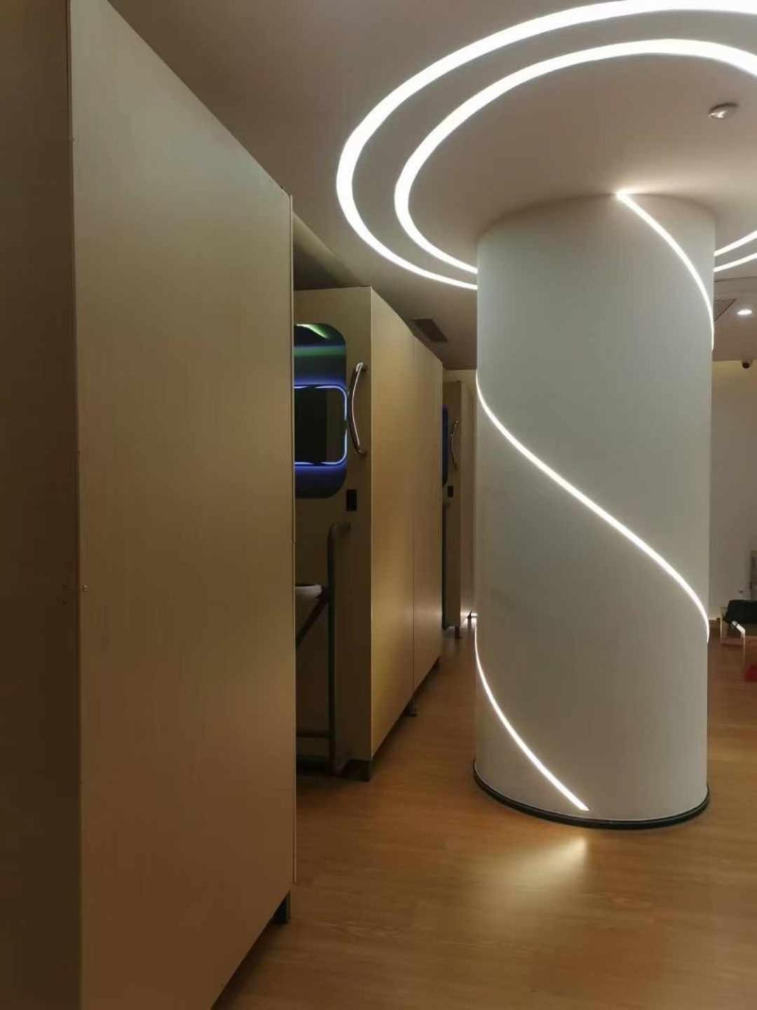מדריד Hostel Space Capsule מראה חיצוני תמונה